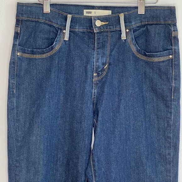 Levi’s 515 Cuffed Capri Dark Wash With Contrasting Belt Loops Size 8 - Picture 2 of 13